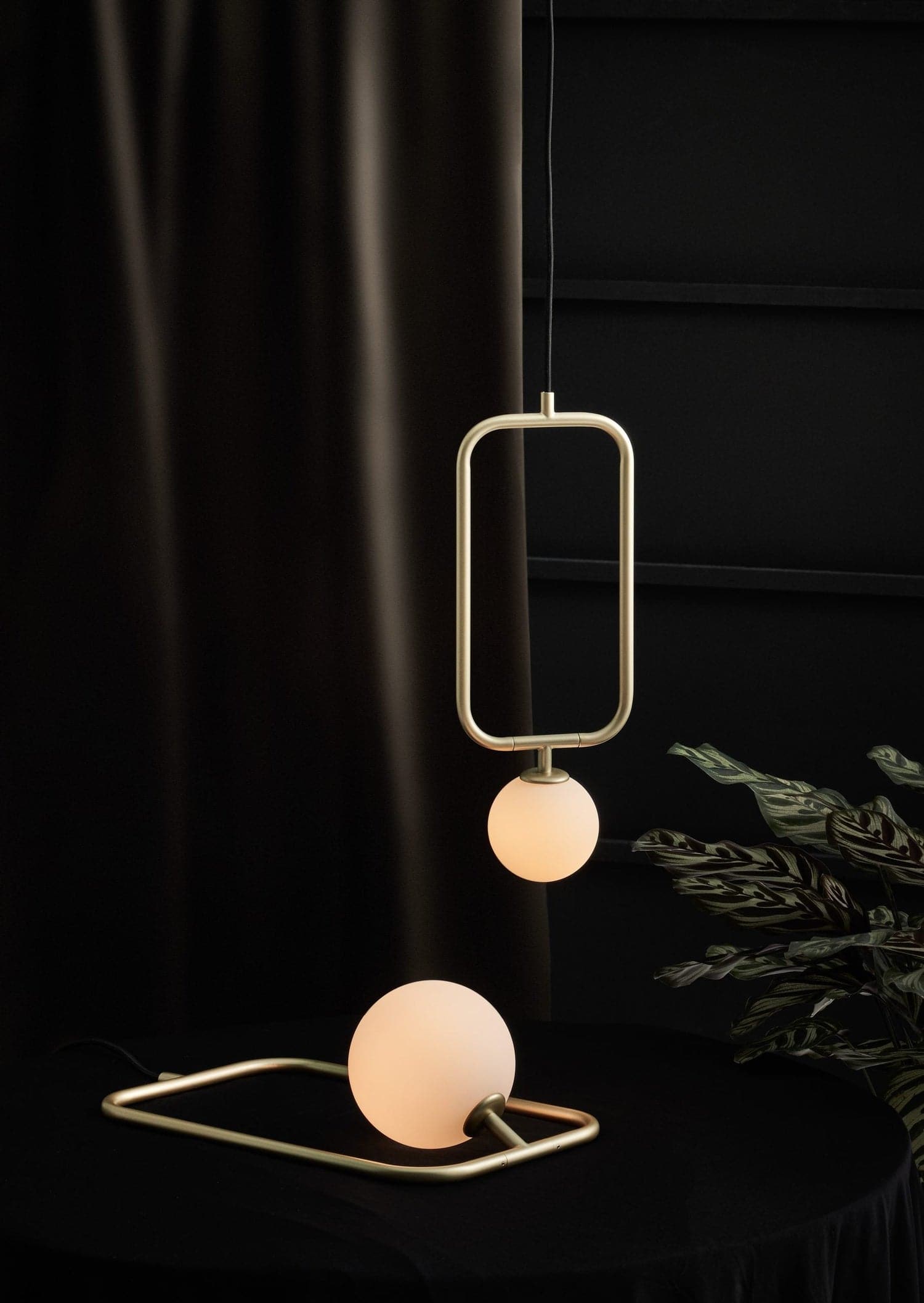 Sircle 1 Light Pendant-Seed Design-SEED-SG-140PV-BLK-PendantsLarge-Black-5-France and Son