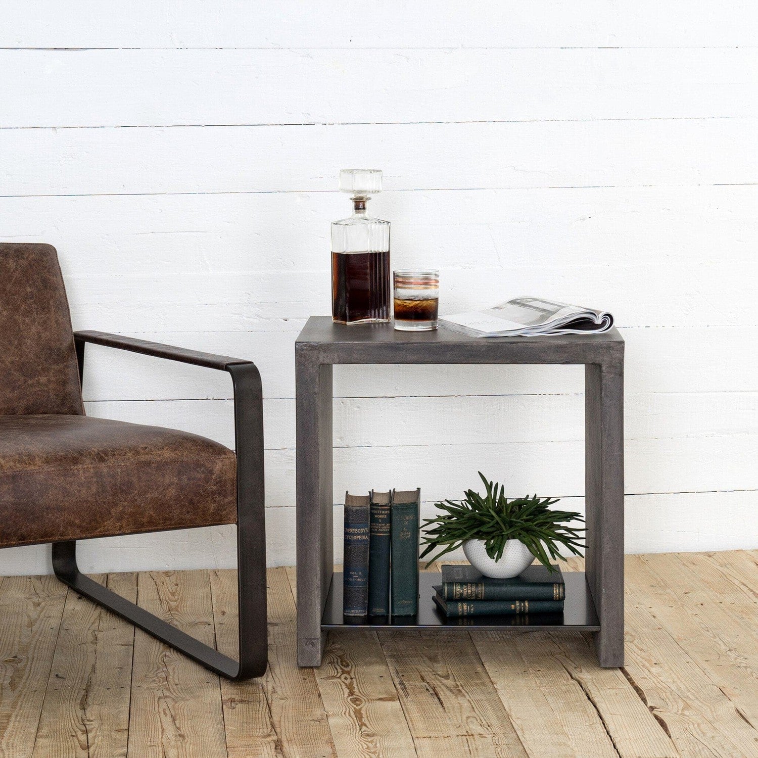 Hugo End Table - Dark Grey