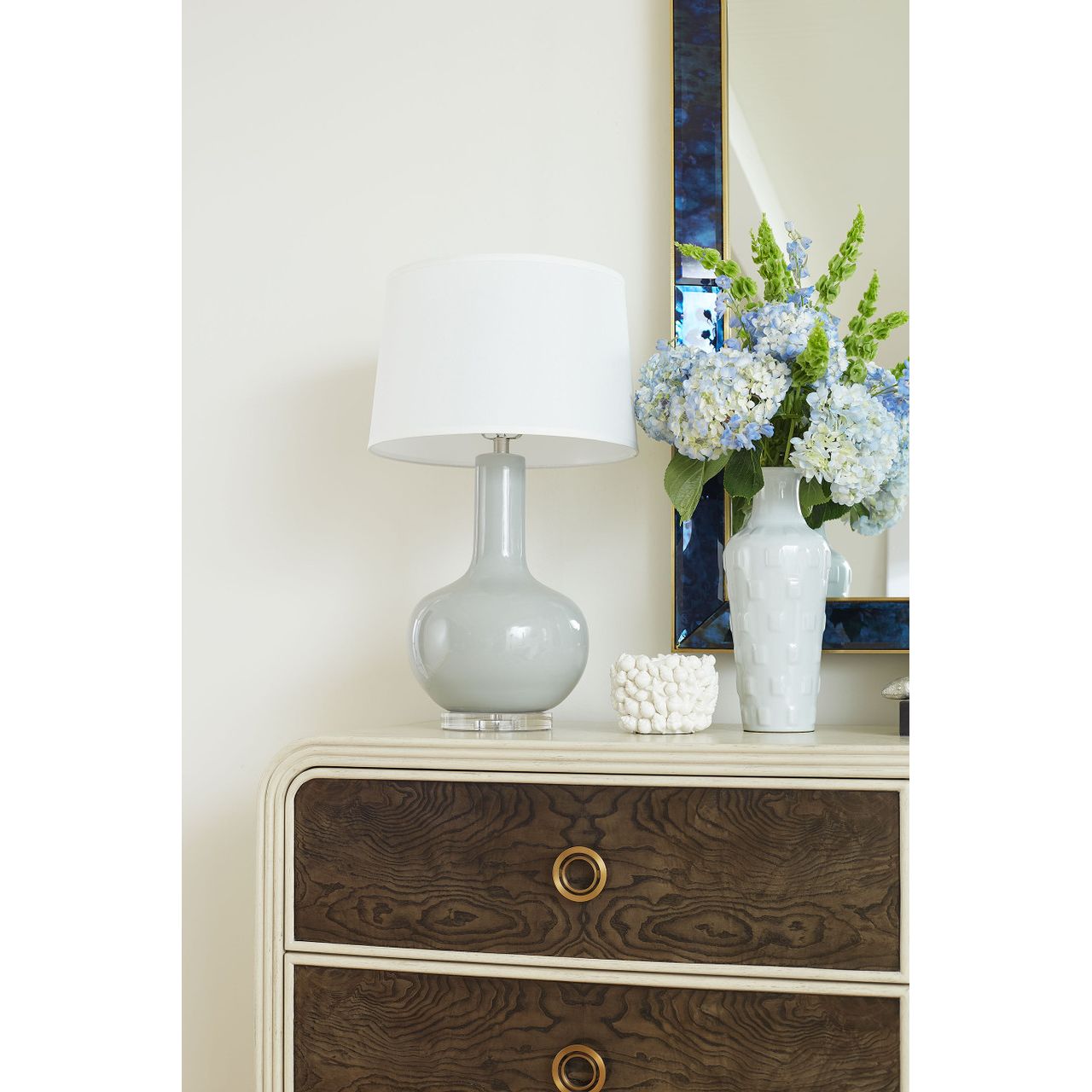 Argo Vase, Cool White