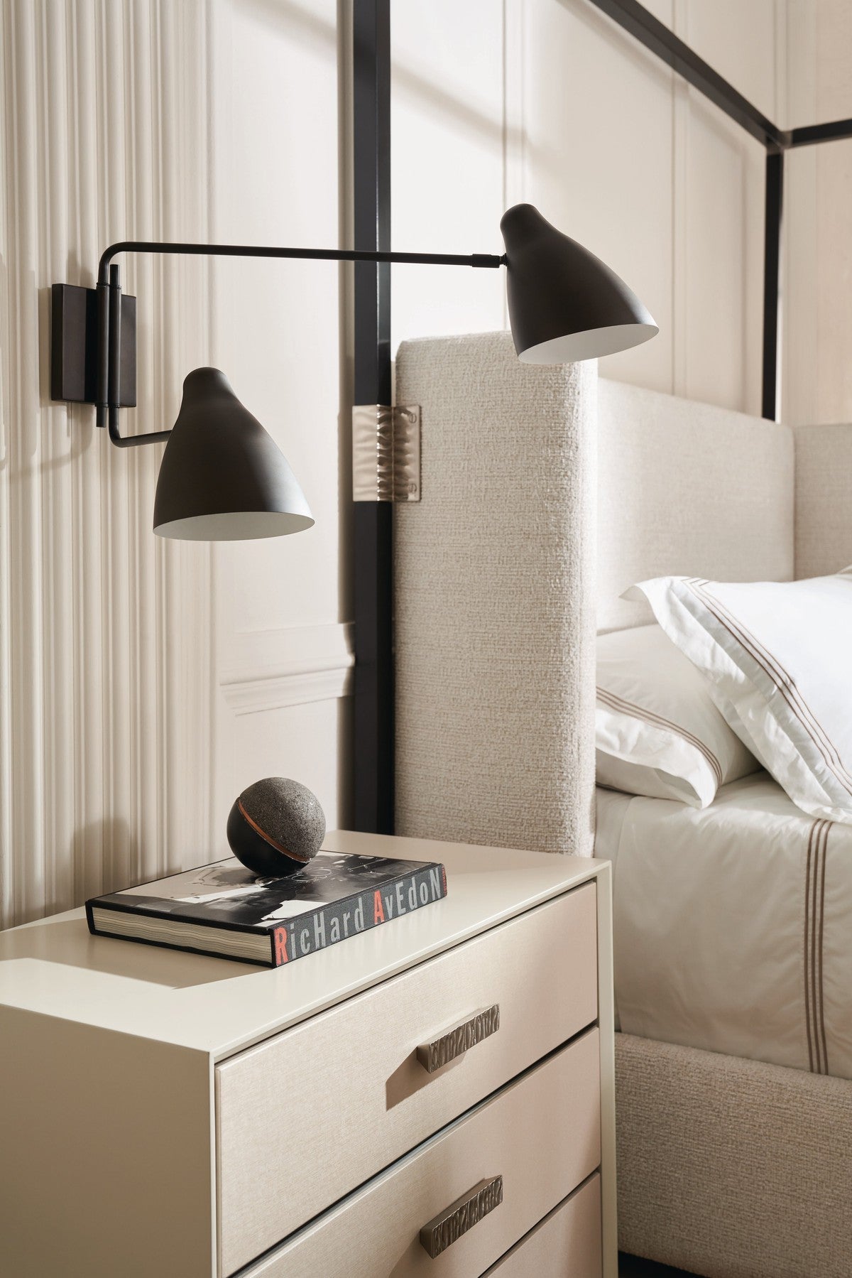 Shelter Me Queen Bed  - Black
