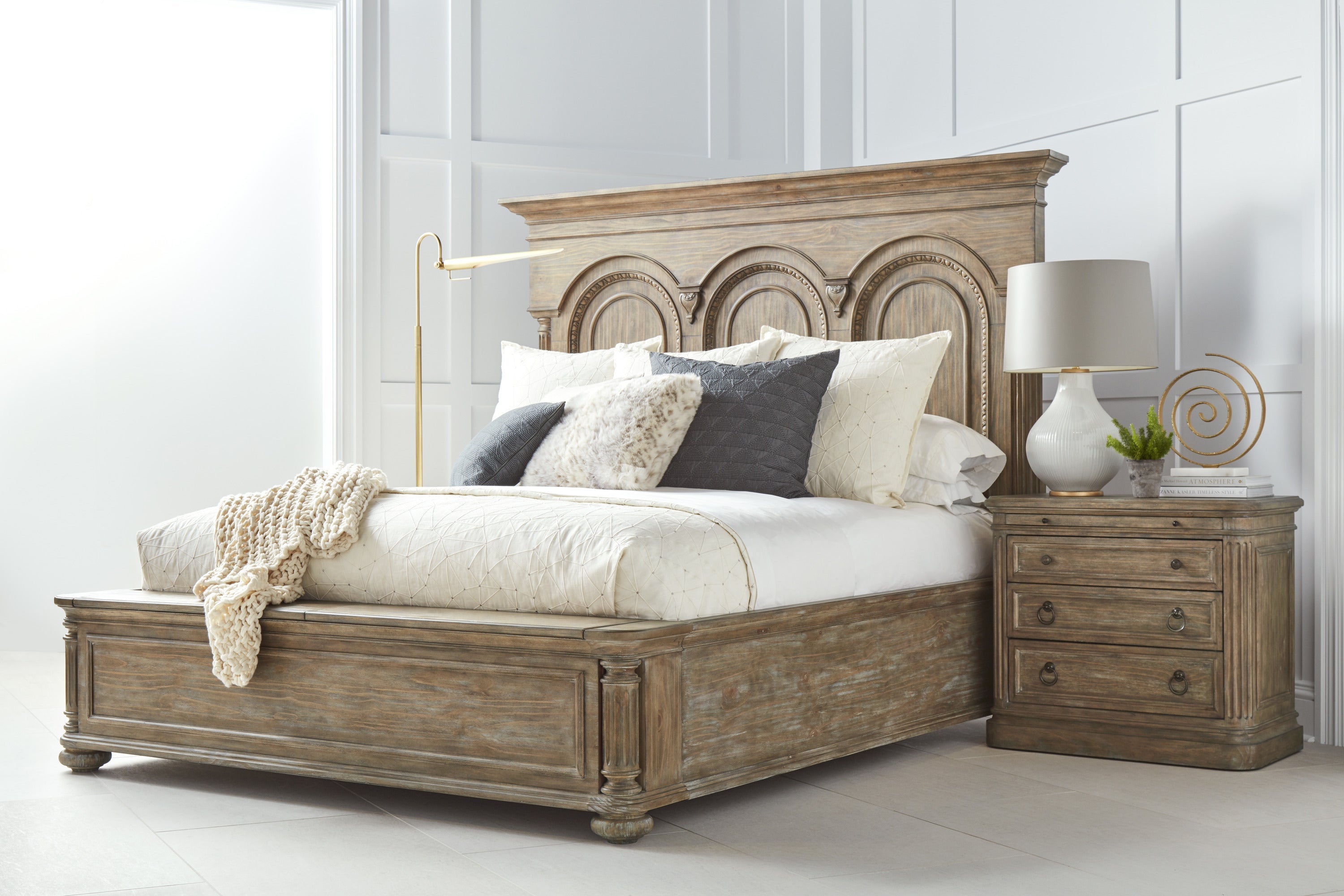 Architrave King Panel Bed - Brown