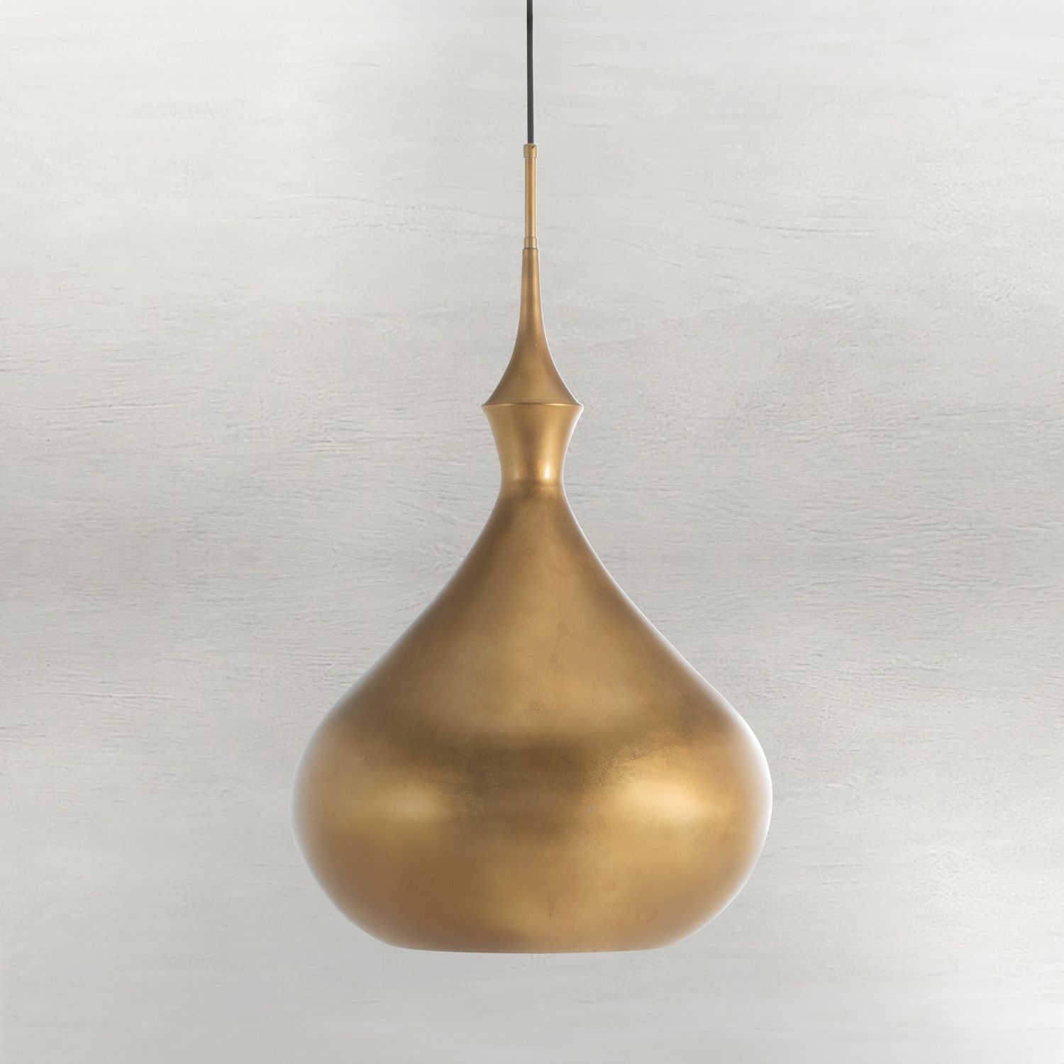 Sadie Metal Vintage Gold Pendant - 18.25 In. D X 26.75 In. H