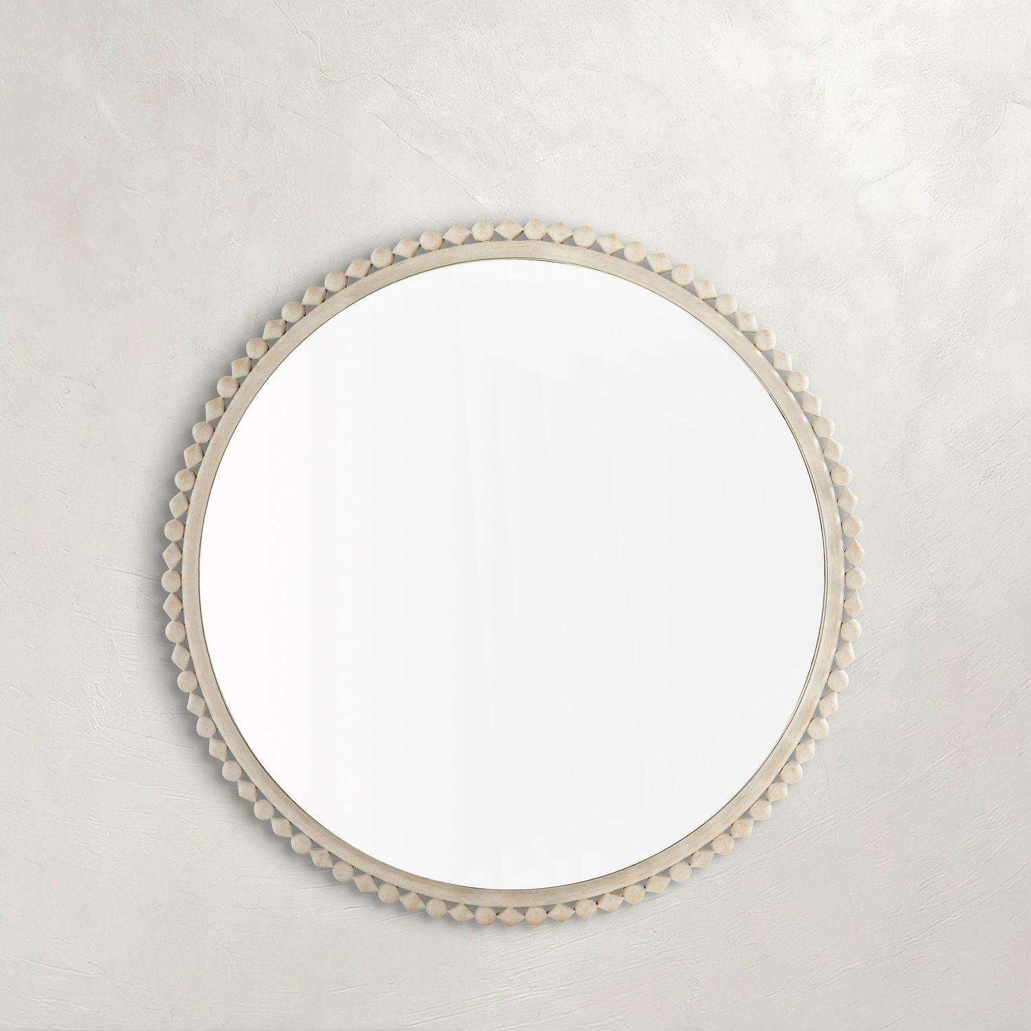Belle Circle Accent Mirror - 28 In. H X 28 In. W X 1.5 In. D