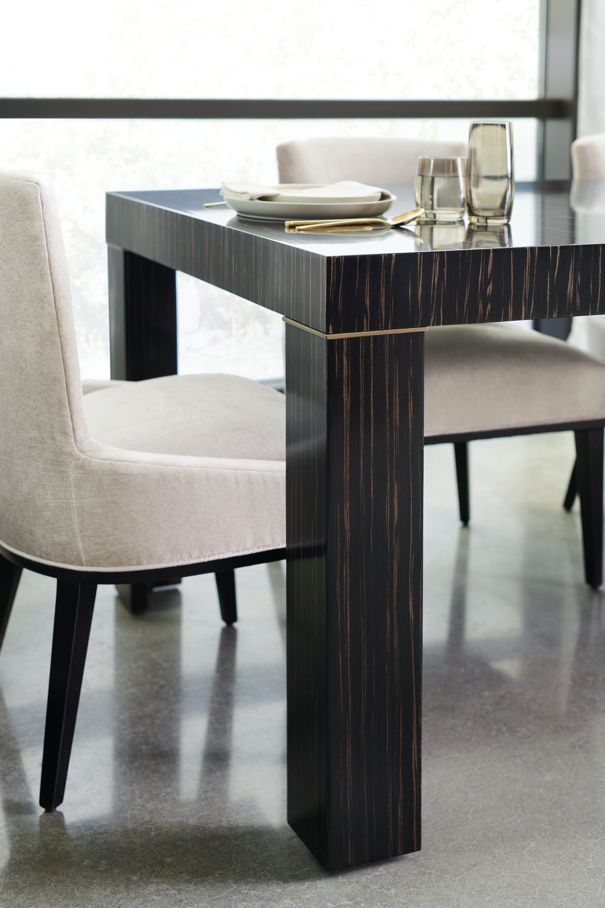 Edge Dining Table  - Black, Bronze