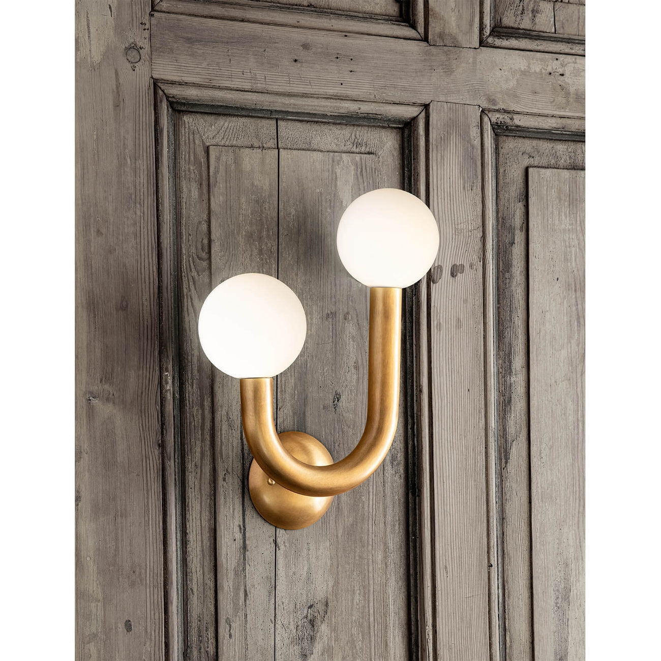 Happy Sconce-Regina Andrew Design-STOCKR-RAD-15-1144L-NB-Wall LightingLeft-Natural Brass-2-France and Son