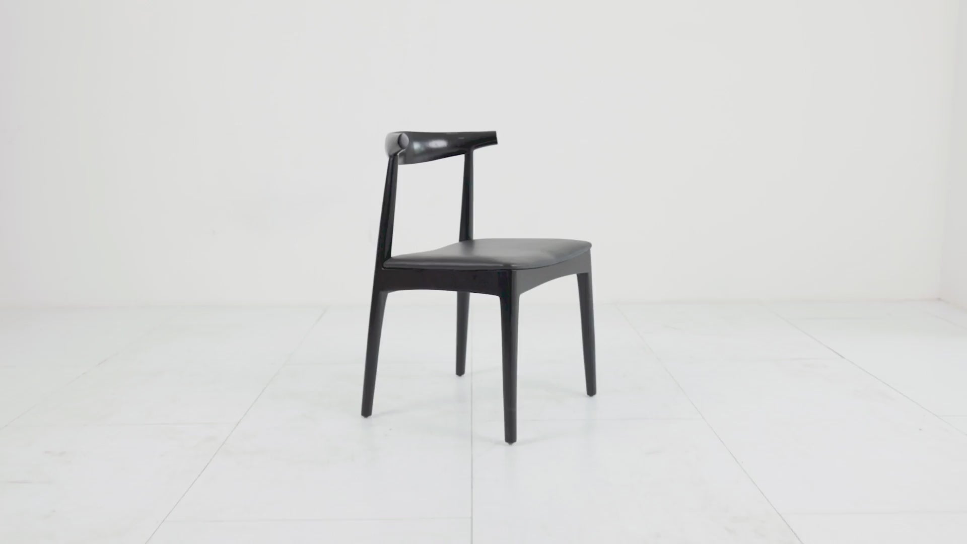 Wegner Elbow Chair - Ebony