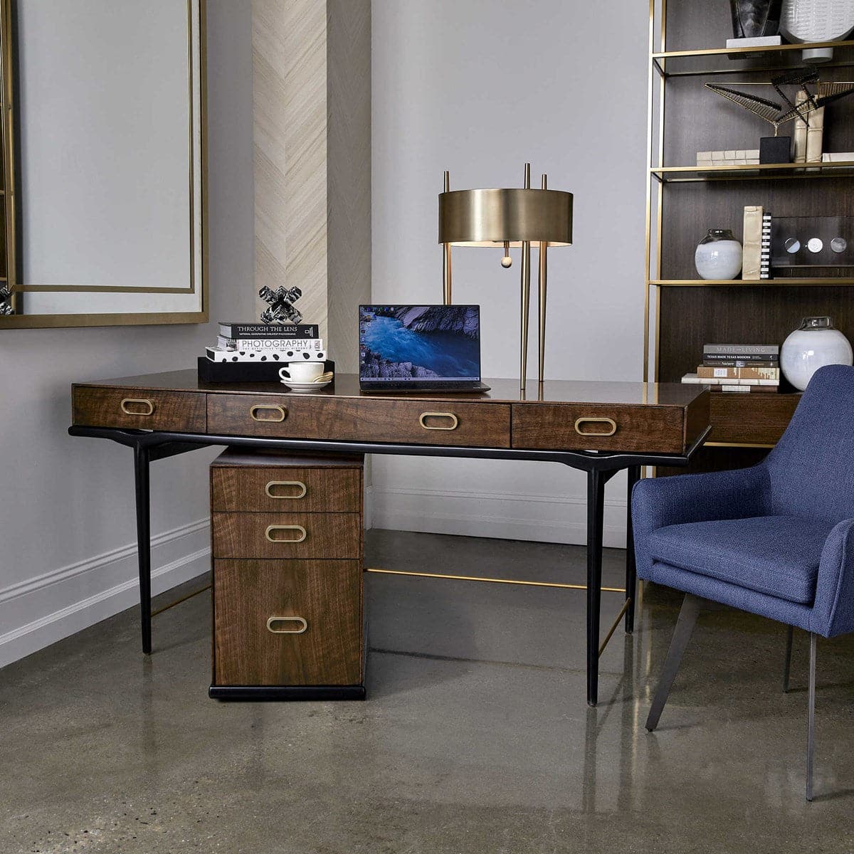 Cyril Desk