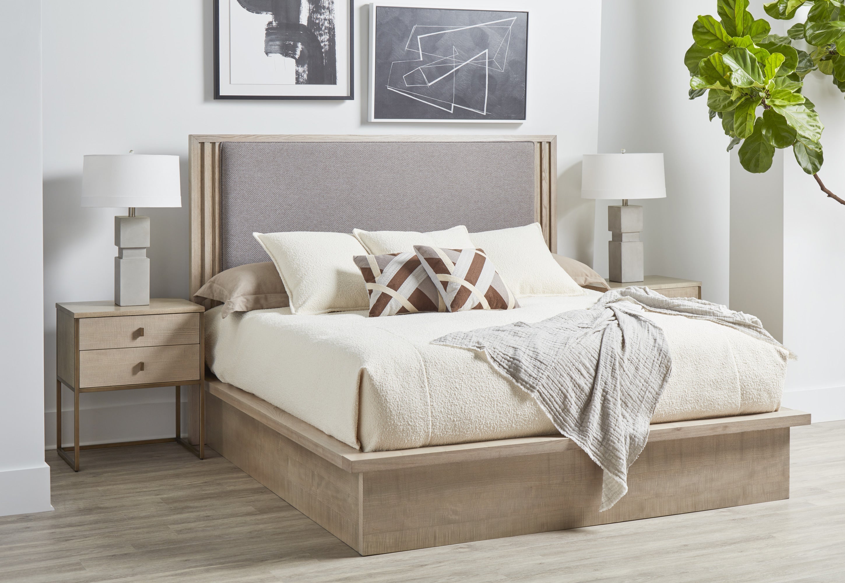 North Side Queen Panel Bed - Brown